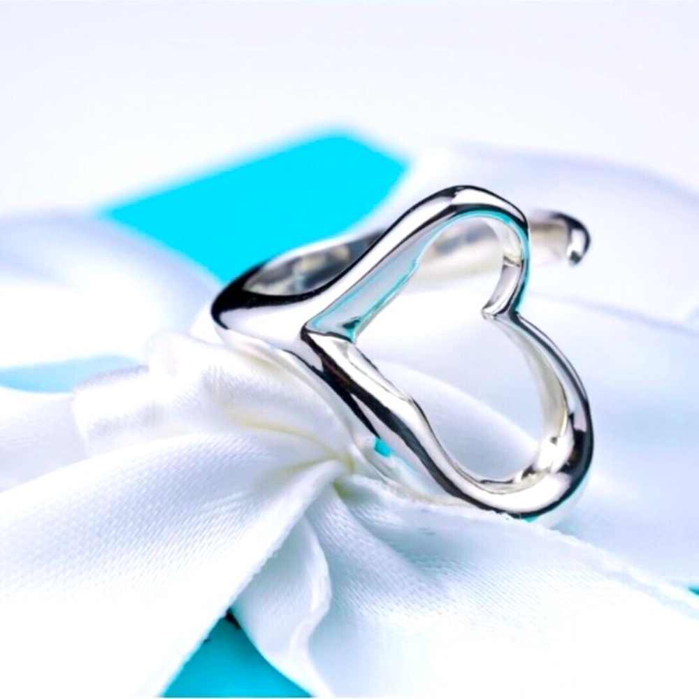 Tiffany & Co. Vintage Silver Open Heart Elsa
Peretti Ring